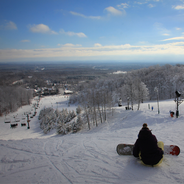 Crystal Mountain Michigan Ski Season streaming with english subtitles