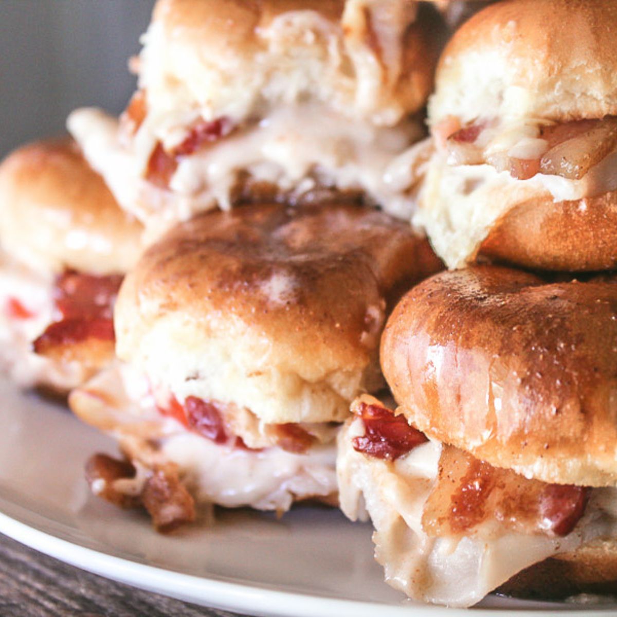 Kentucky Hot Brown Sliders