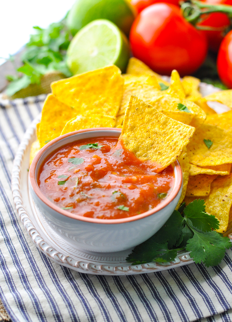 Fresh 5 Minute Salsa | 21 Best Salsa Recipes