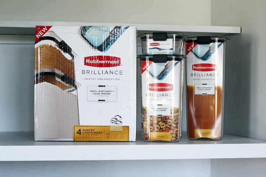 I used Rubbermaid BRILLIANCE storage containers to help organize my kitchen pantry.