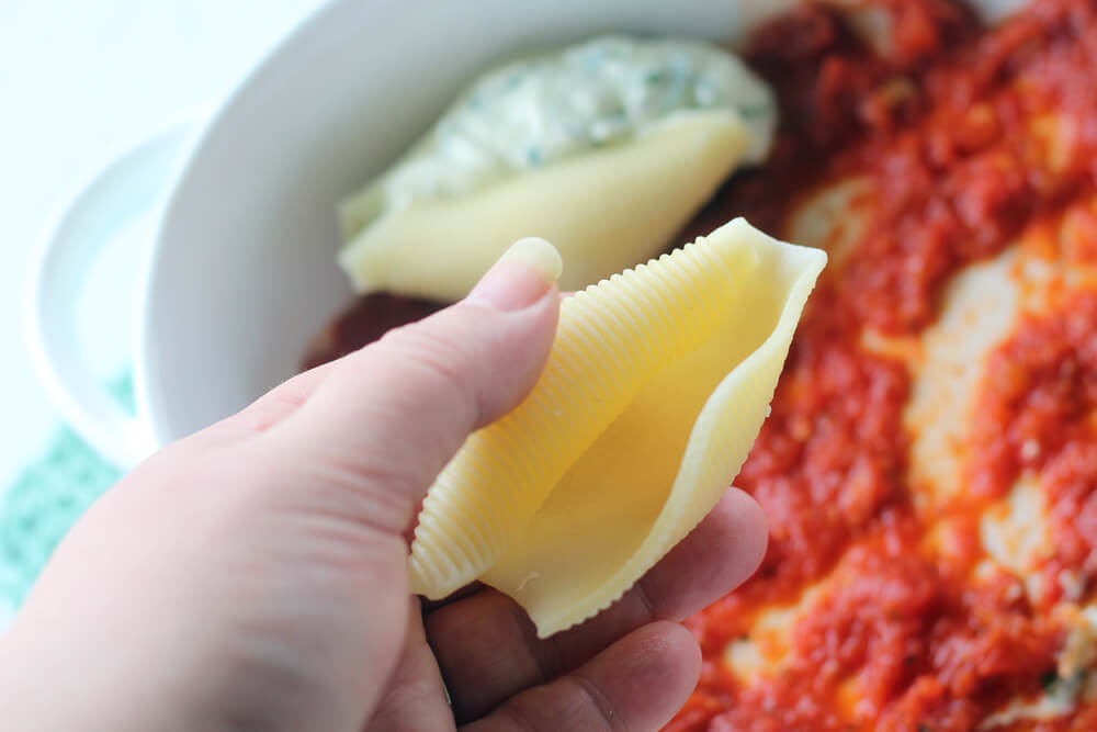 close up picture of a cooked, jumbo pasta shell