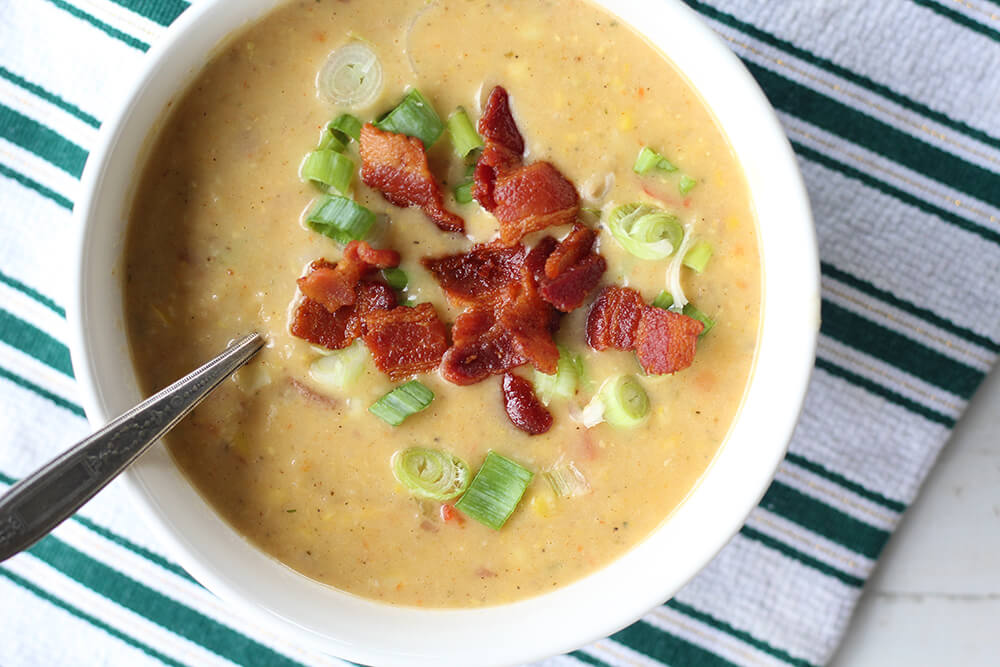 overhead picture of a bowl of soup
