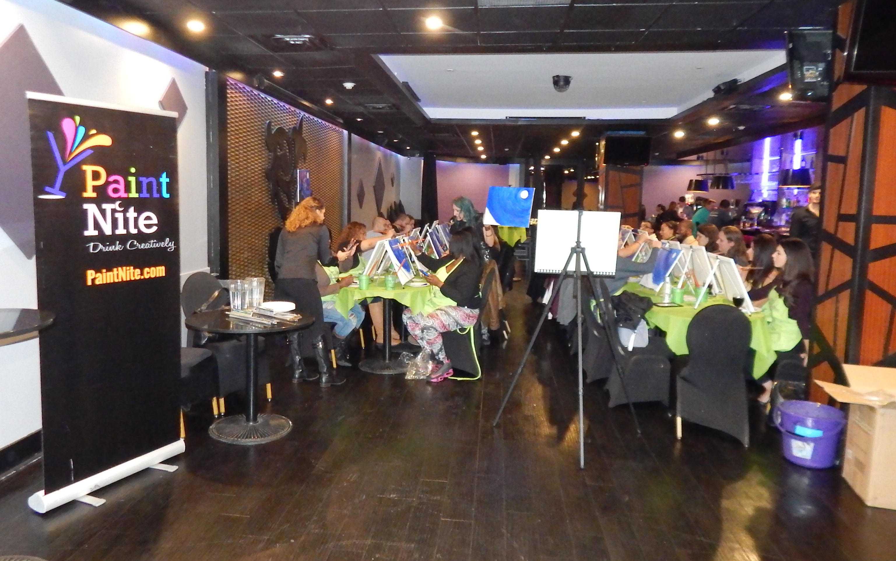 Royal Regency Hotel in Yonkers Hosts "Paint Night"