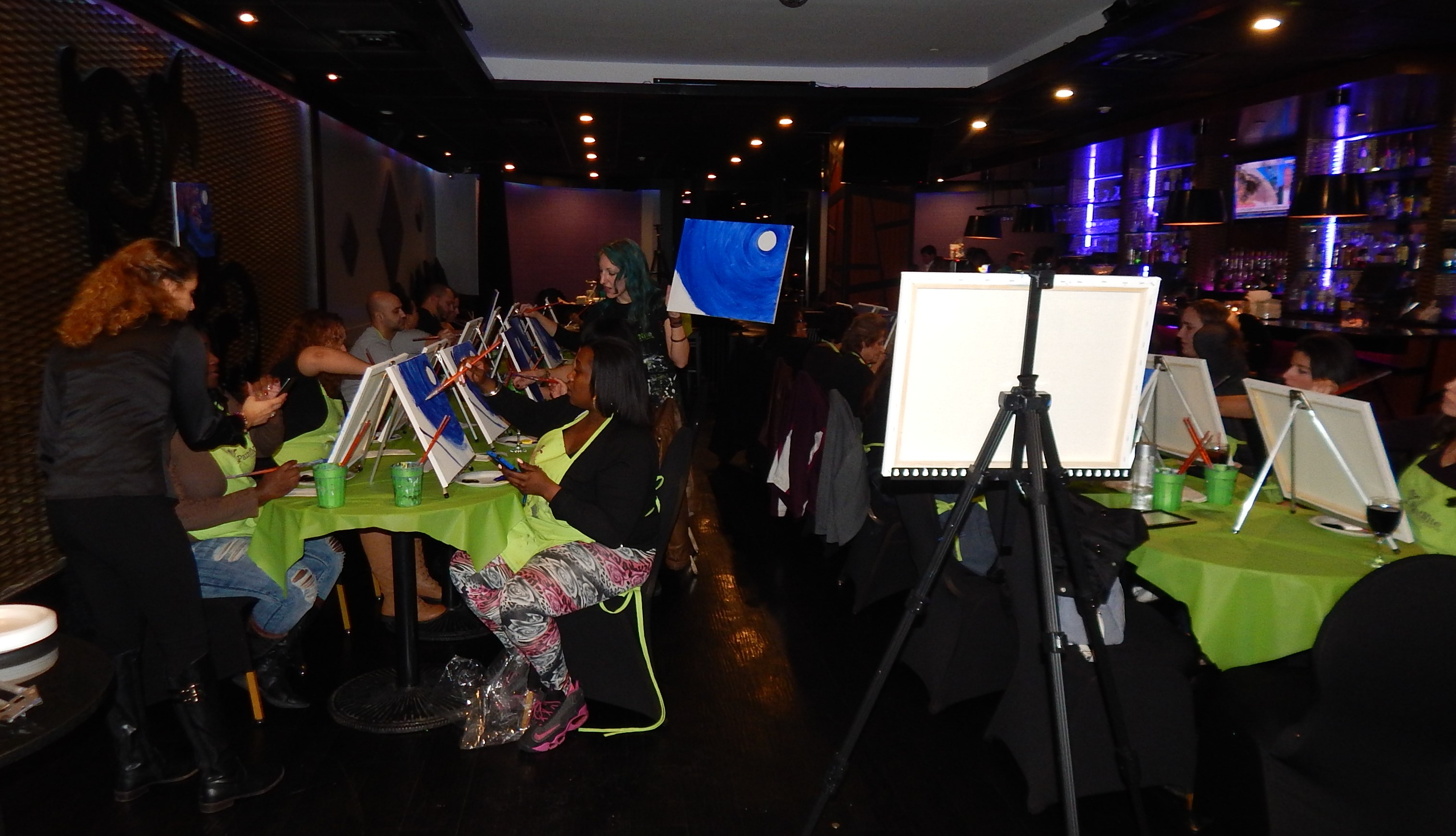 Royal Regency Hotel in Yonkers Hosts "Paint Night"