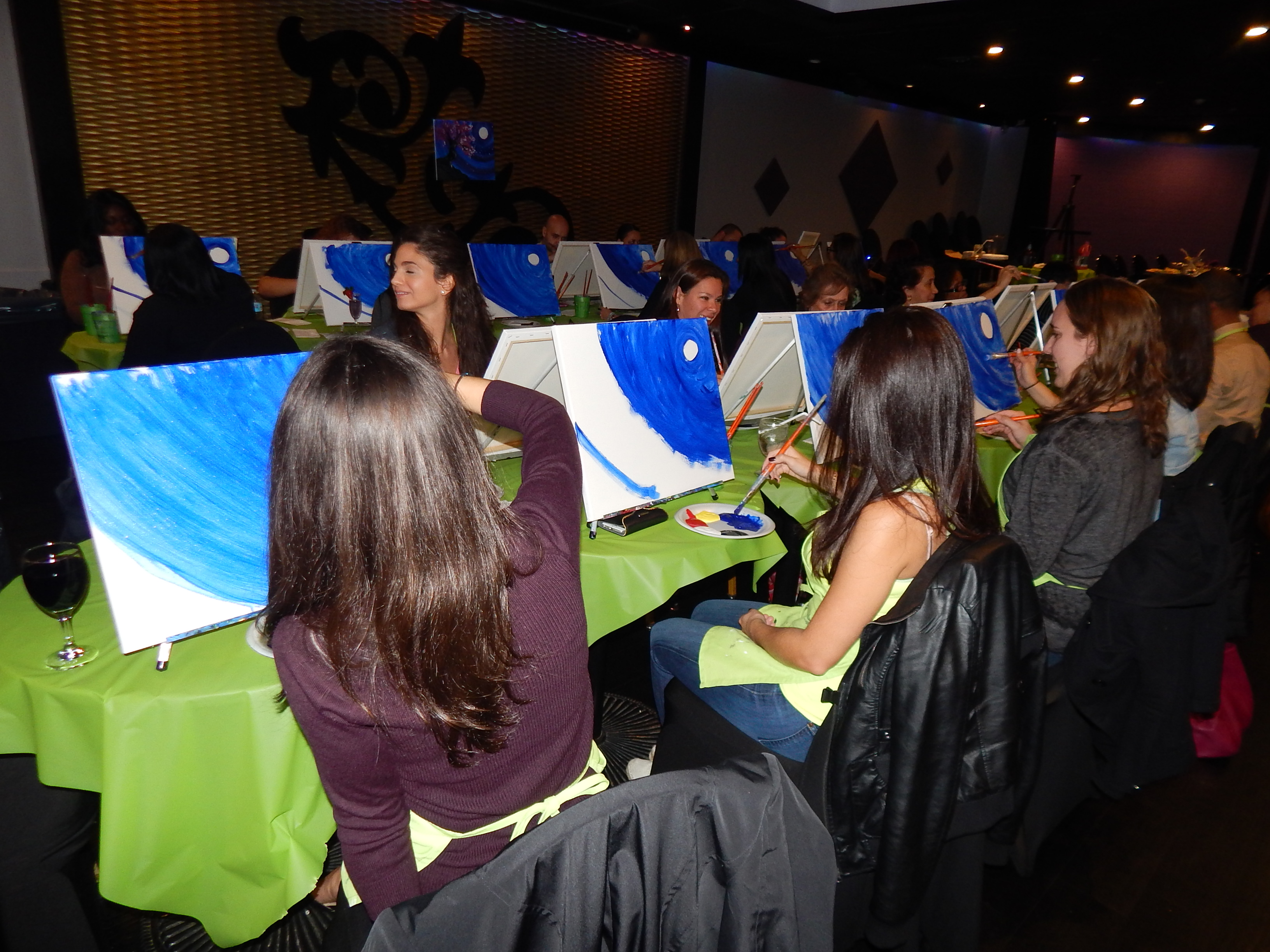 Royal Regency Hotel in Yonkers Hosts "Paint Night"