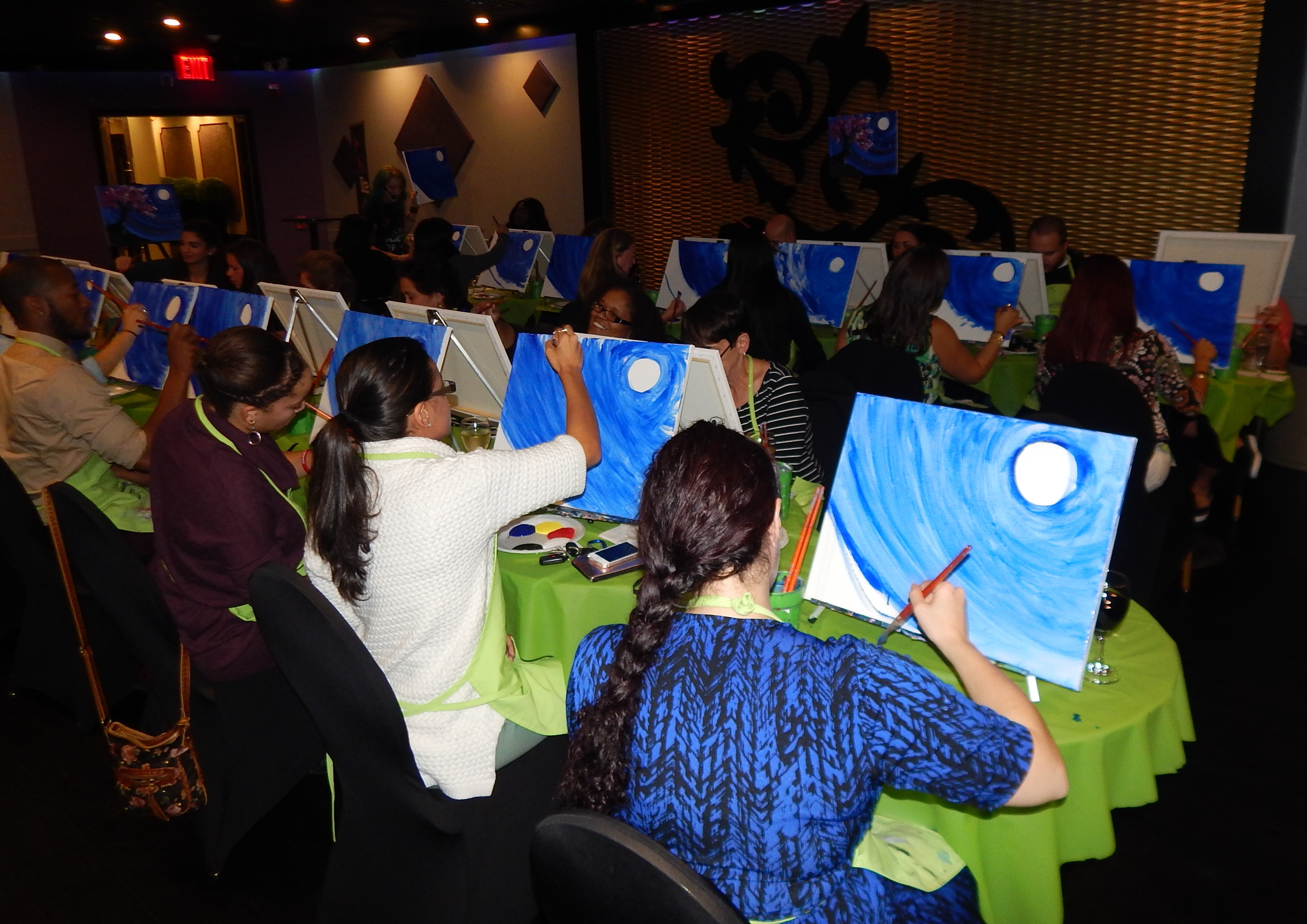 Royal Regency Hotel in Yonkers Hosts "Paint Night"
