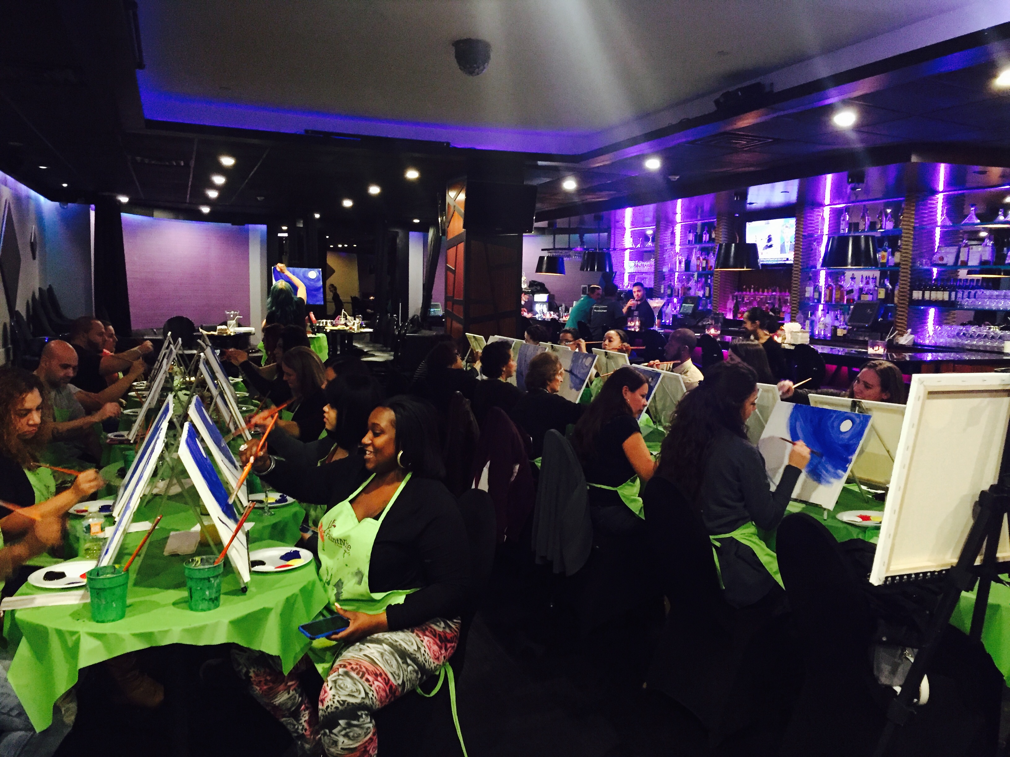 Royal Regency Hotel in Yonkers Hosts "Paint Night"