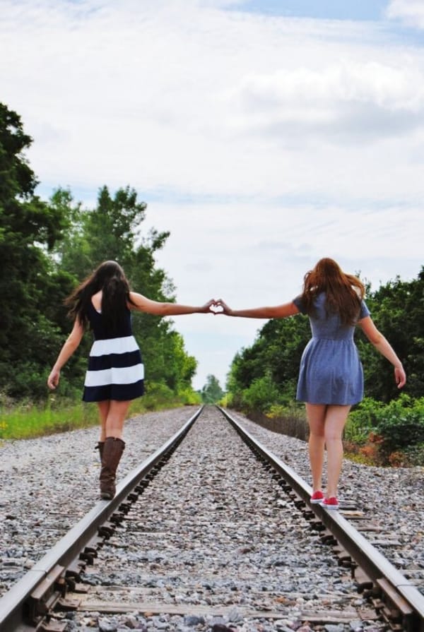 30 Best Friend Graduation Picture ideas Buzz16