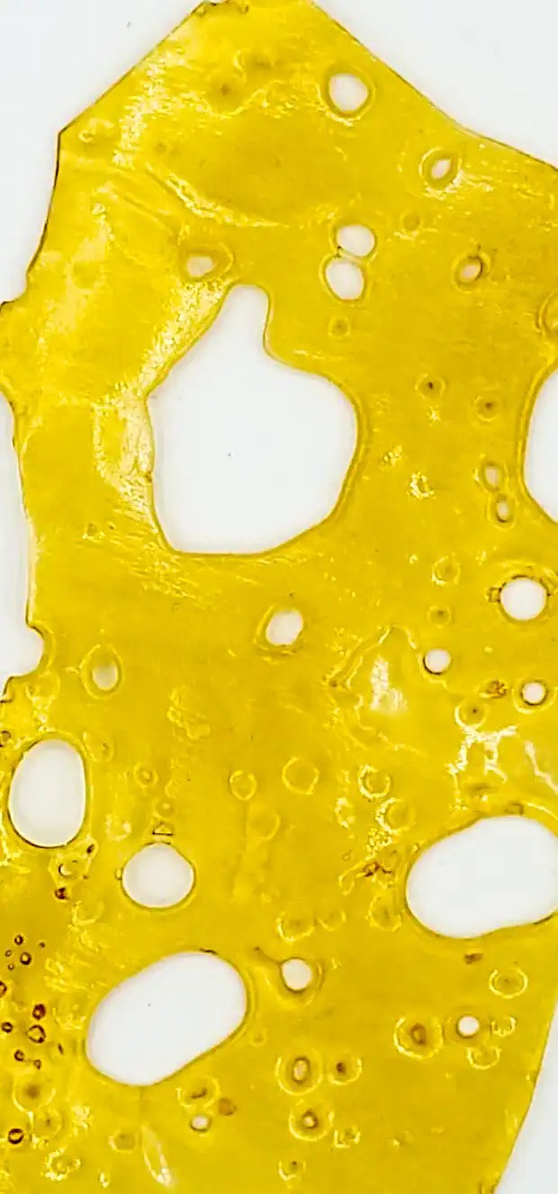 Shatter Strawberry Kush Buzz Edibles