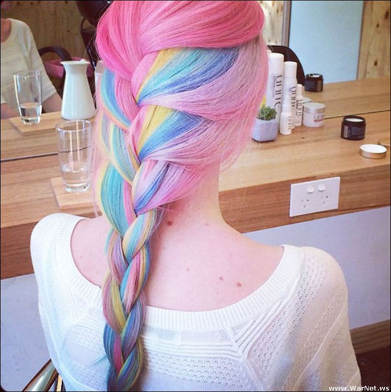Rainbow Pastel Hair is Slowly a Very Attractive Trend Among