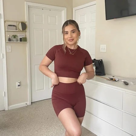 Suelen Bissolati Height Age Net Worth Husband Secrets Revealed - Buzztify