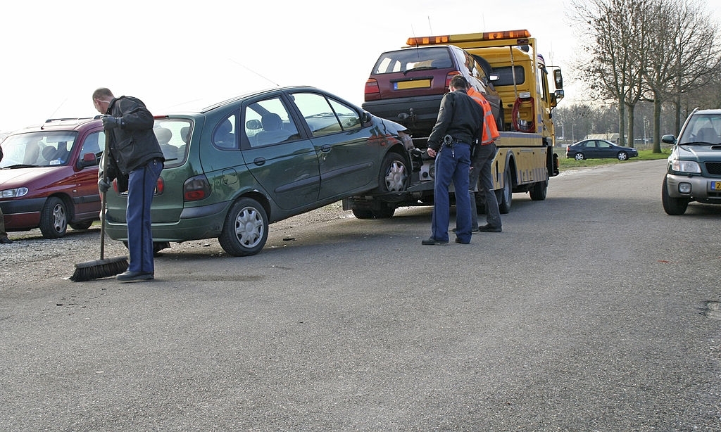 Hamilton Towing service AC towing and rental in Canada