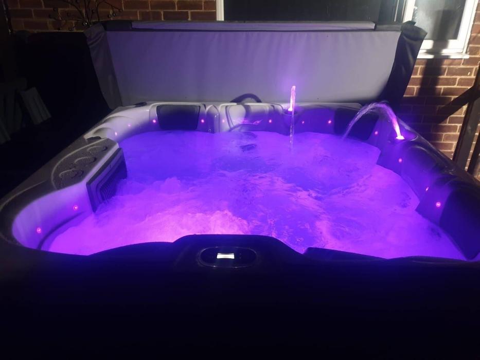 How to Enjoy Your Hot Tub All Winter Long