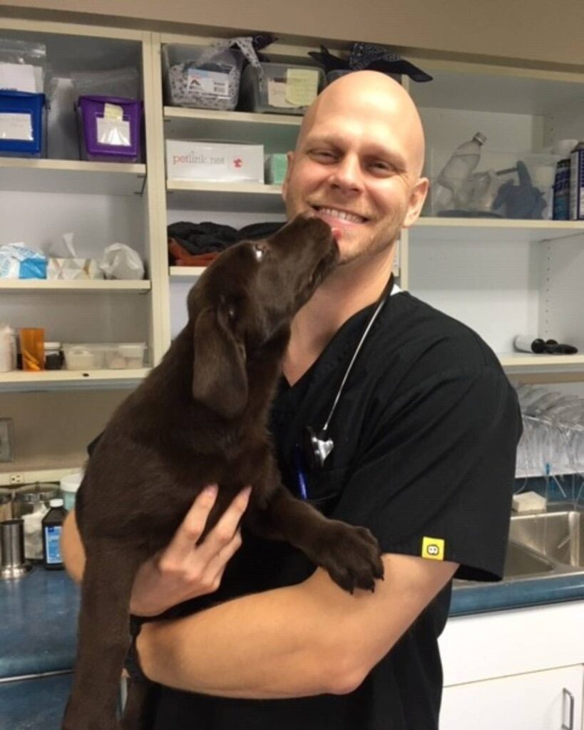 Dane Ratajski, DVM Brown Veterinary Clinic