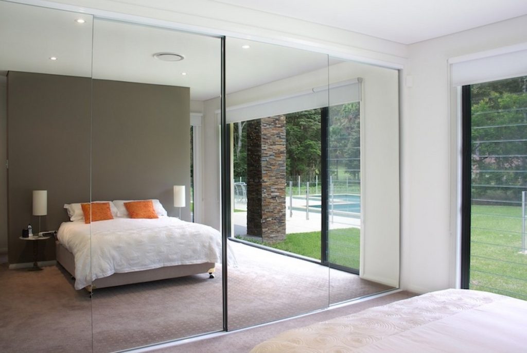 Wardrobe & Bath Specialties Best Value Glass, Inc