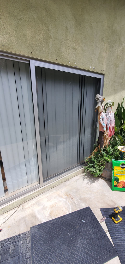 Wide array of retractable screen repair in Pomona, CA, 91766!