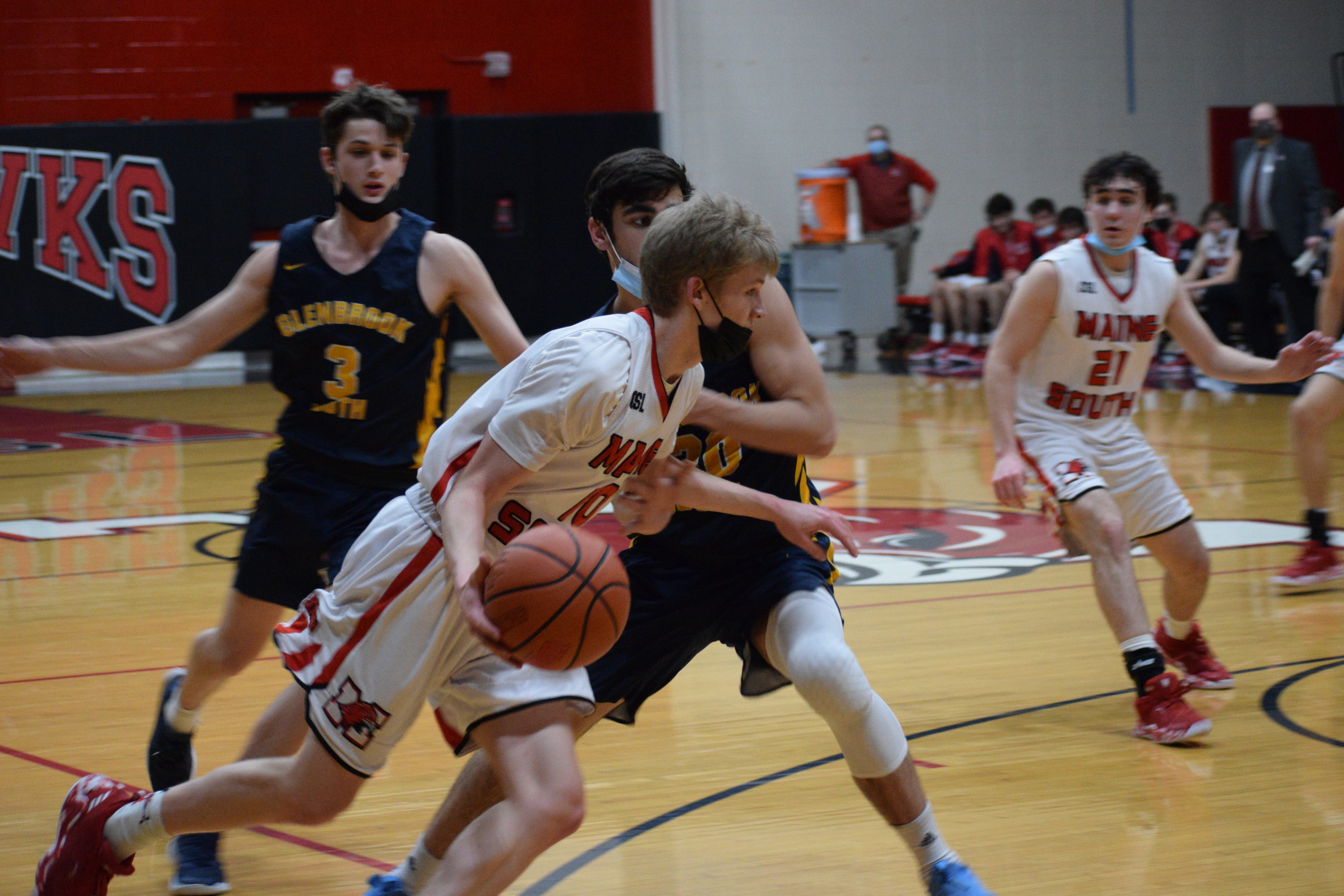 Get to know Maine South basketball player Kaden Karstens BVM Sports
