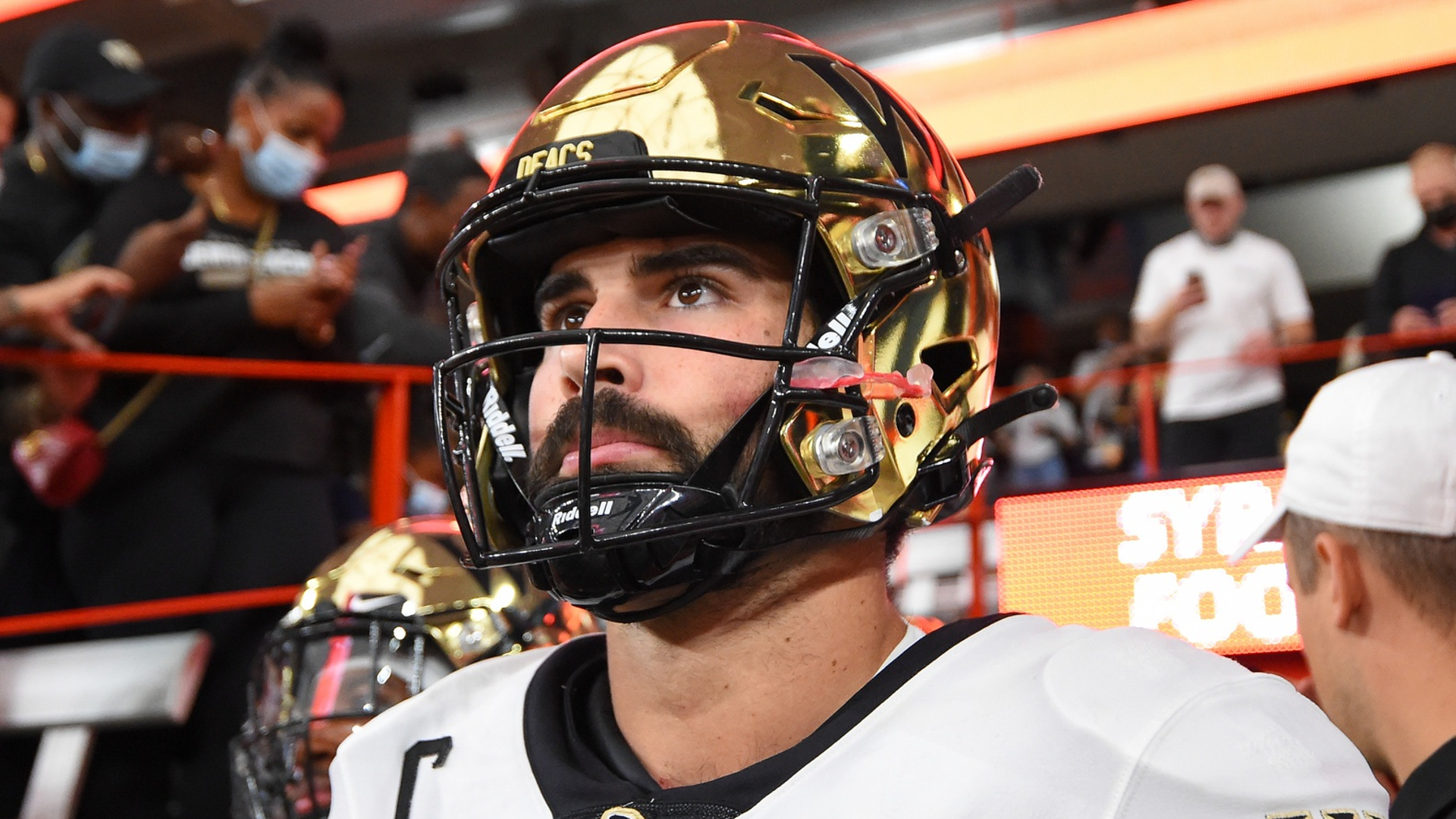 Sam Hartman Uncertain start may put CFB stardom on hold