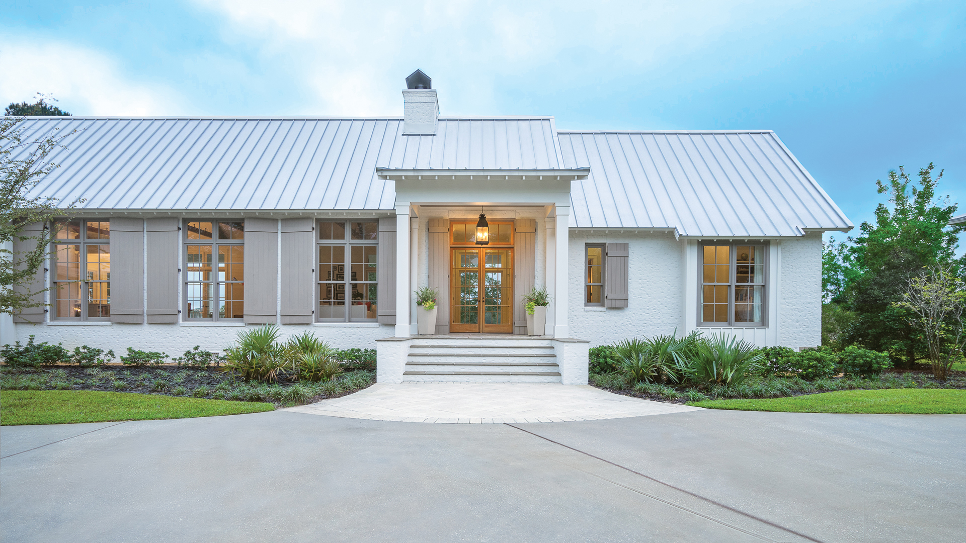 Exterior Gallery BW Construction