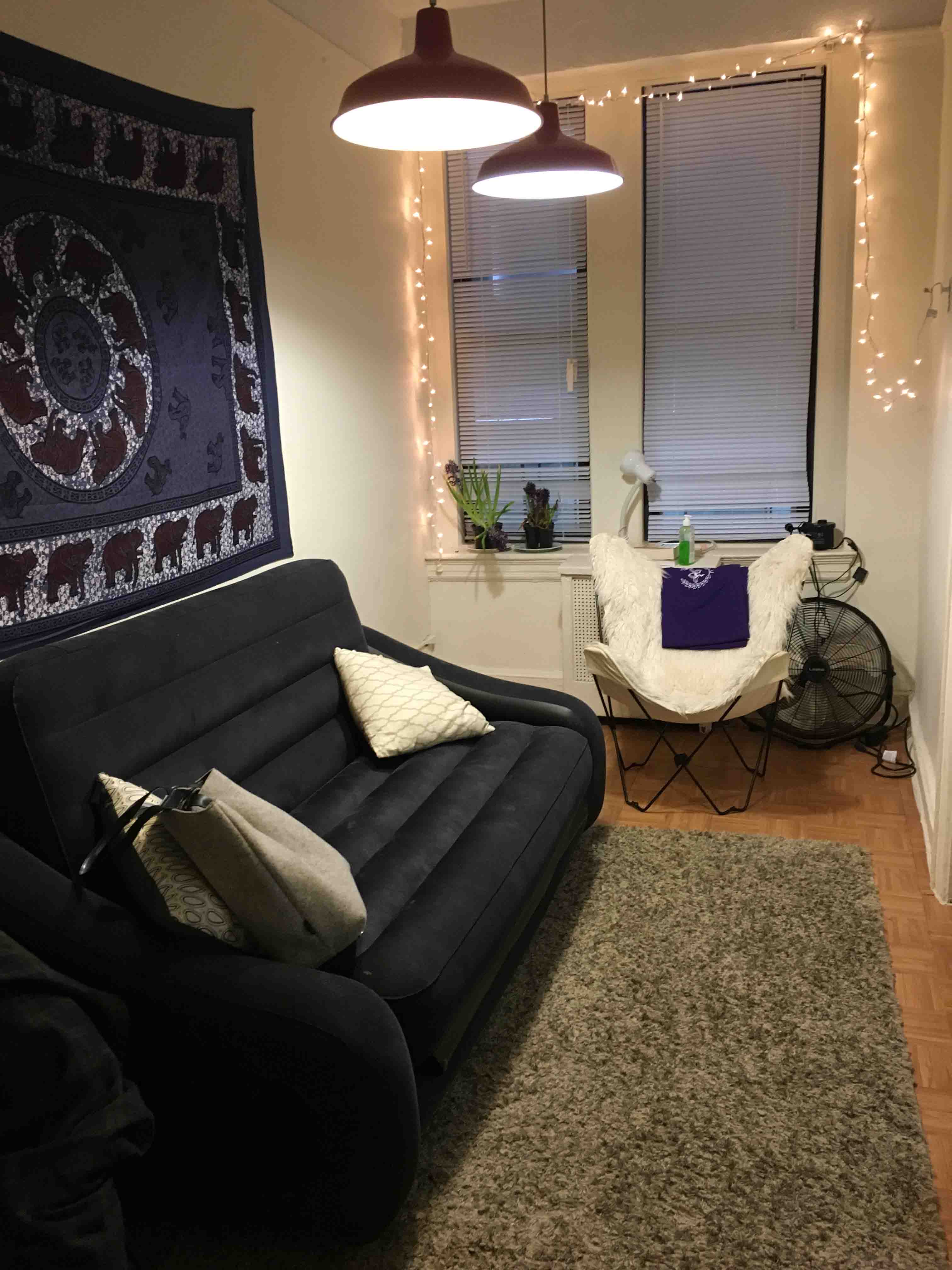 Quaint little lounge