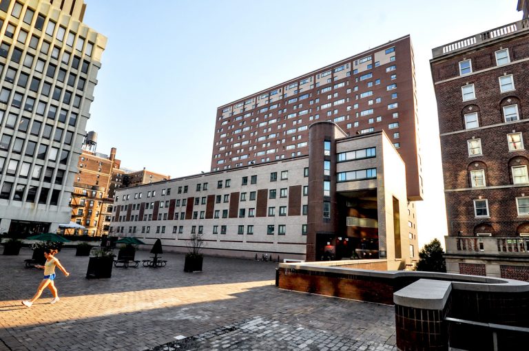 How To Effectively And Efficiently Get Signed Into EC Bwog