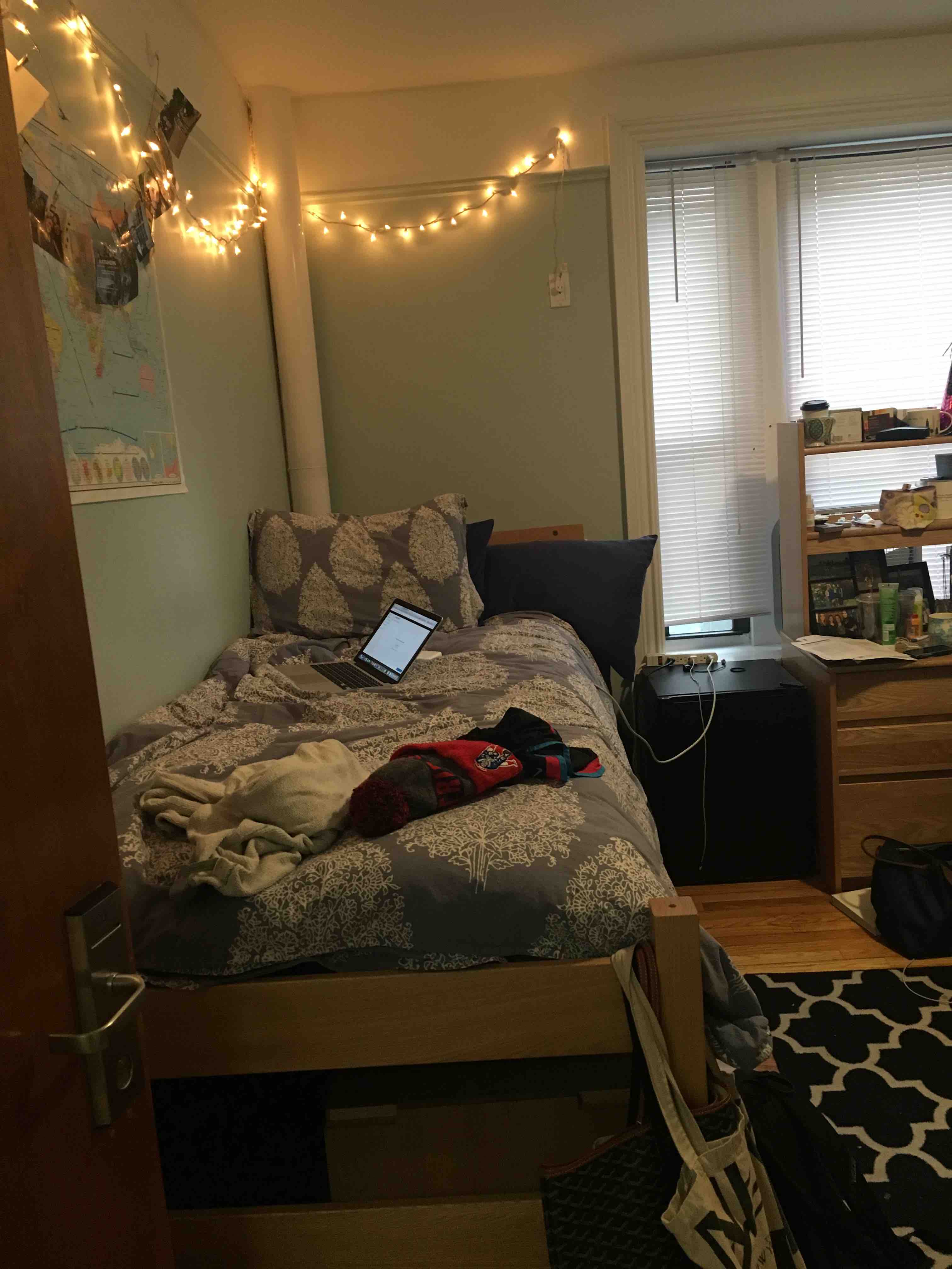 Claremont single with all the vibes