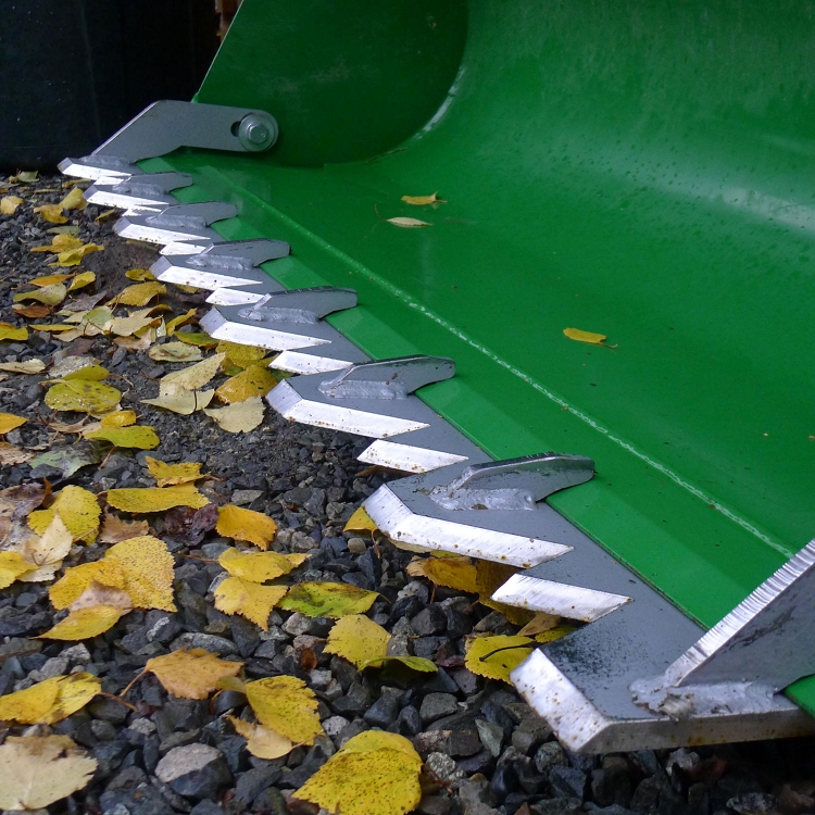 BXpanded Piranha Toothbar