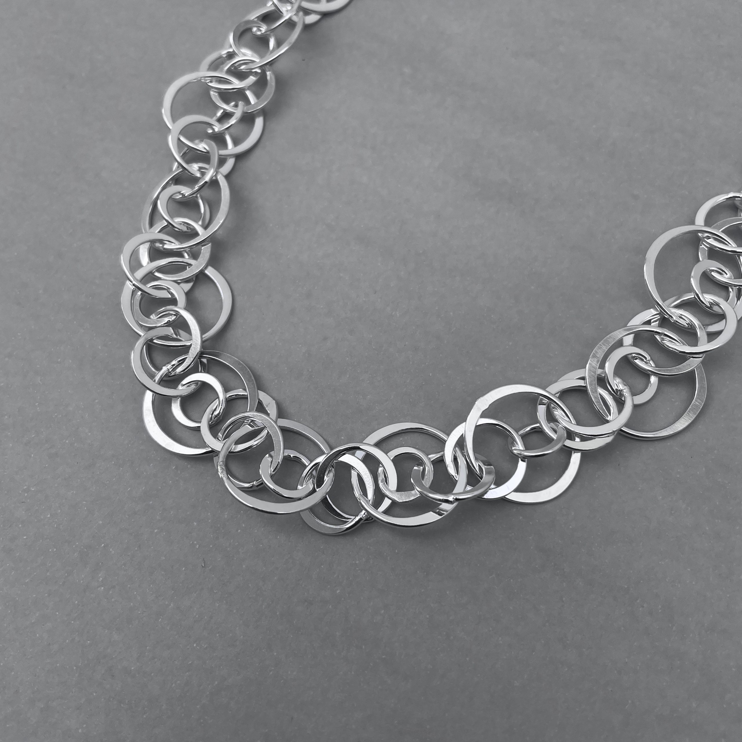 Large Circle Links Necklace By Coco