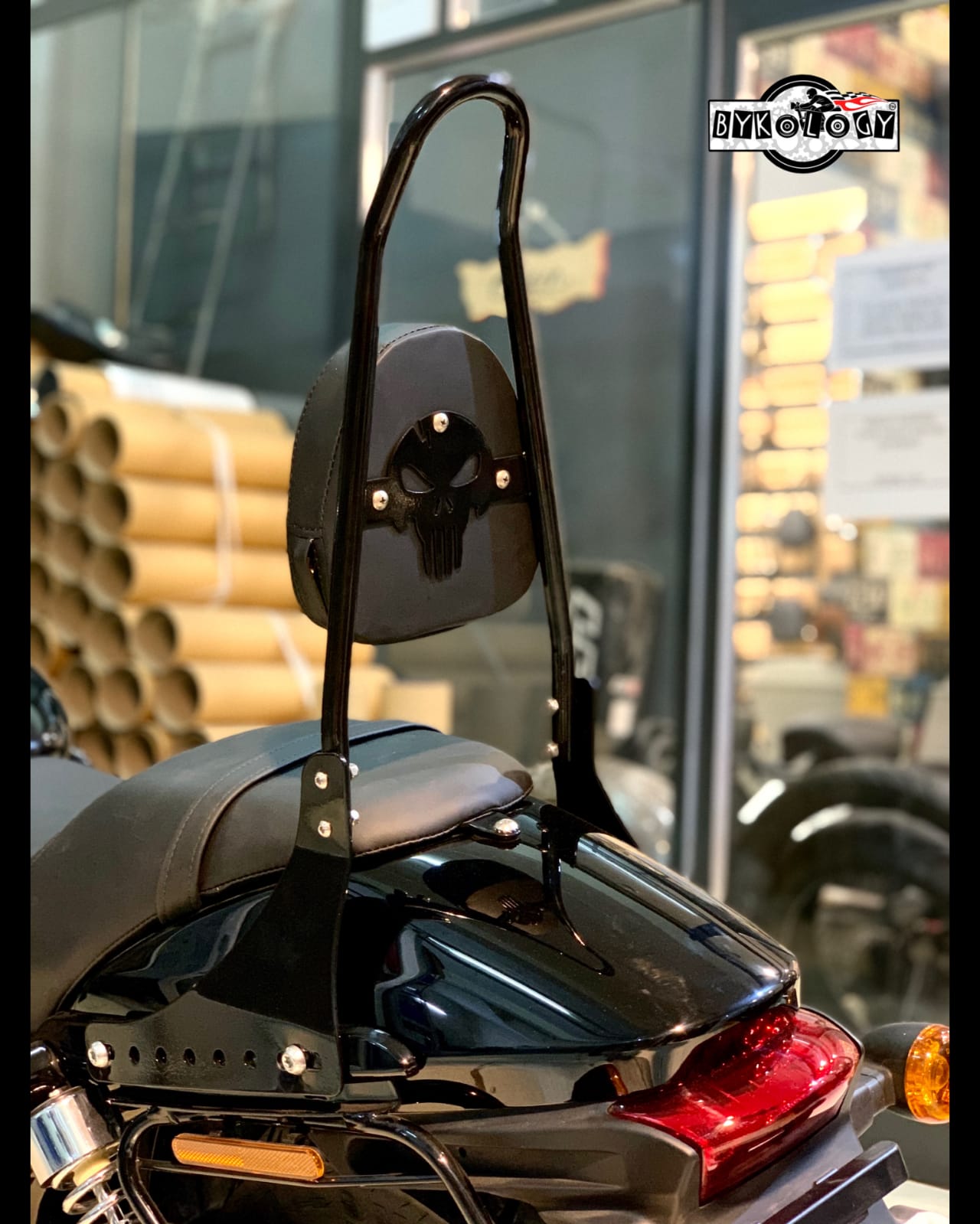 Harley Davidson Street 750 Backrest Ultimate Comfort