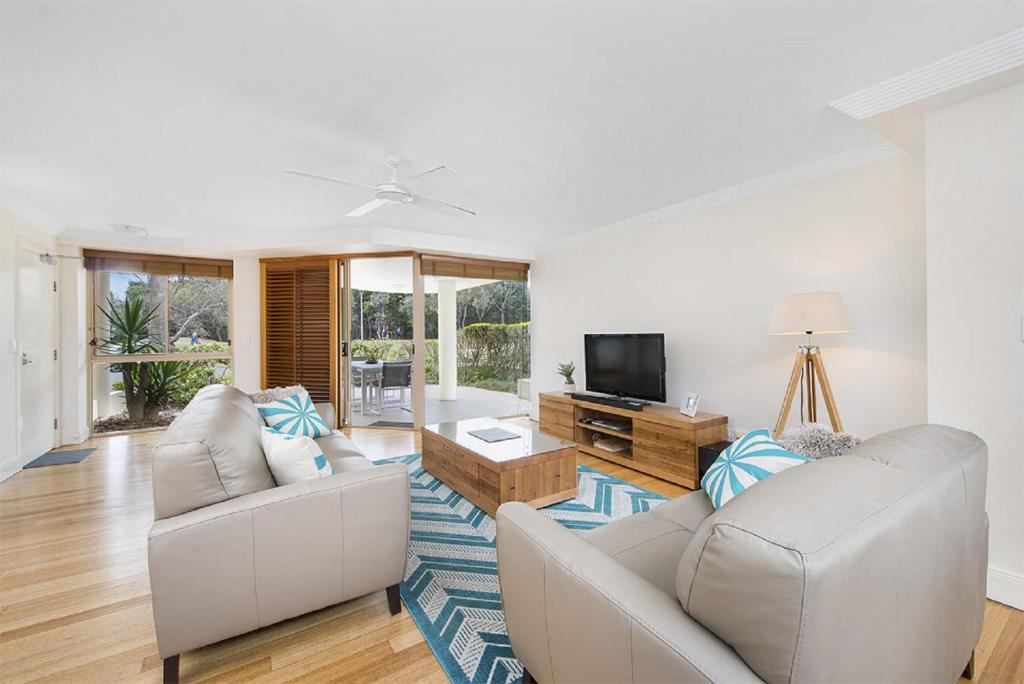 The Palms 1 Clarkes Beach The Official Guide