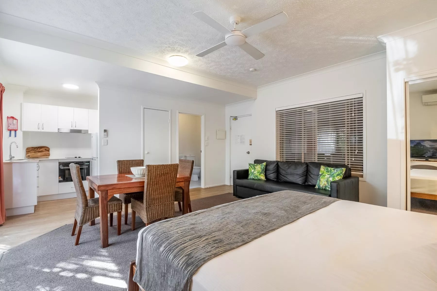 Studio Apartment Byron Central Apartments