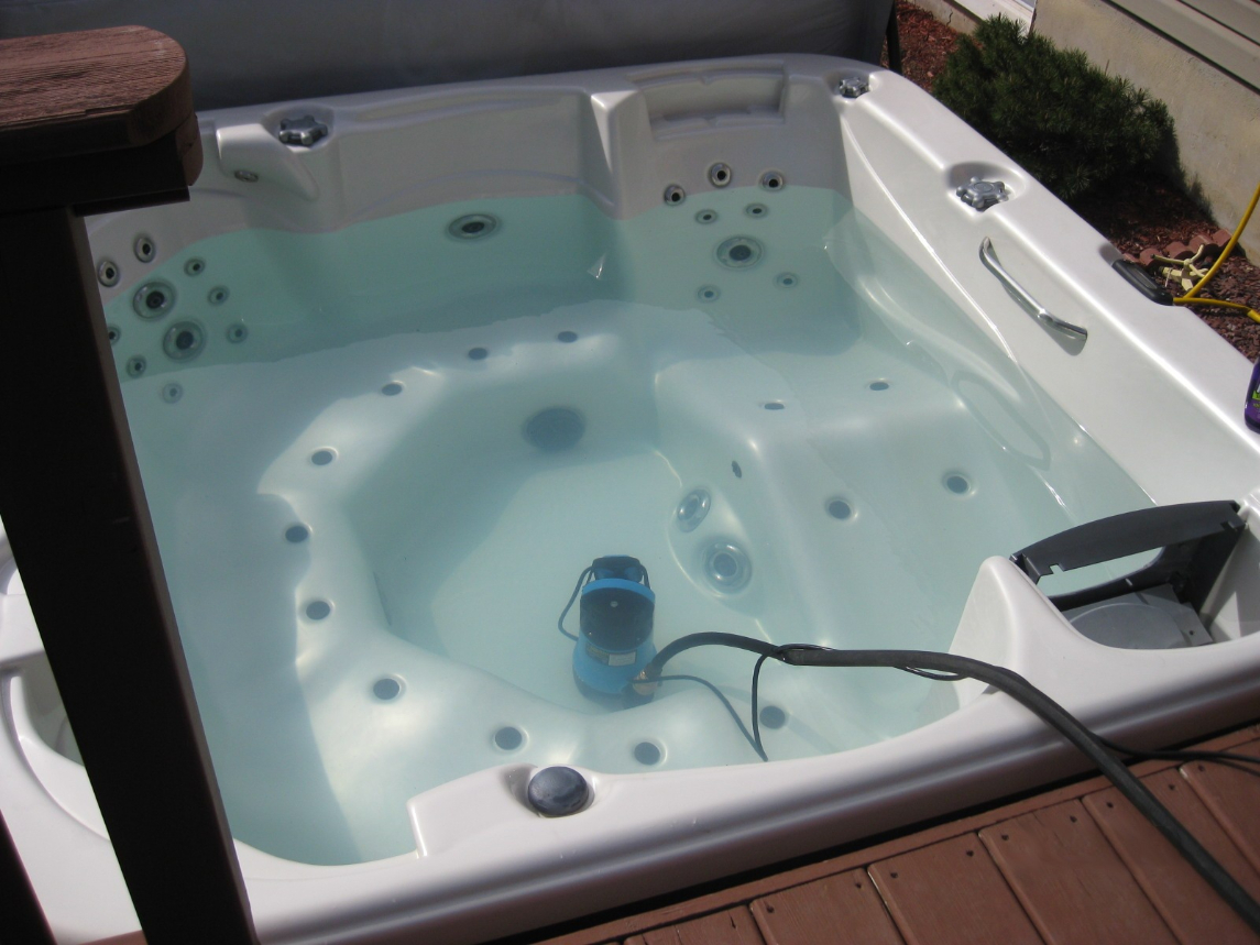 Saltwater Hot Tub in 2023 Worth the Deal? [Cost & Reviews] ByRossi