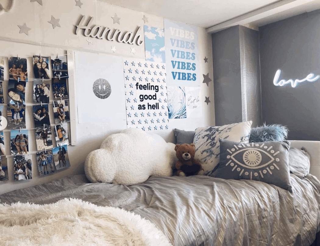 27 Trendiest Dorm Room Ideas 2021 College Students Will Love By