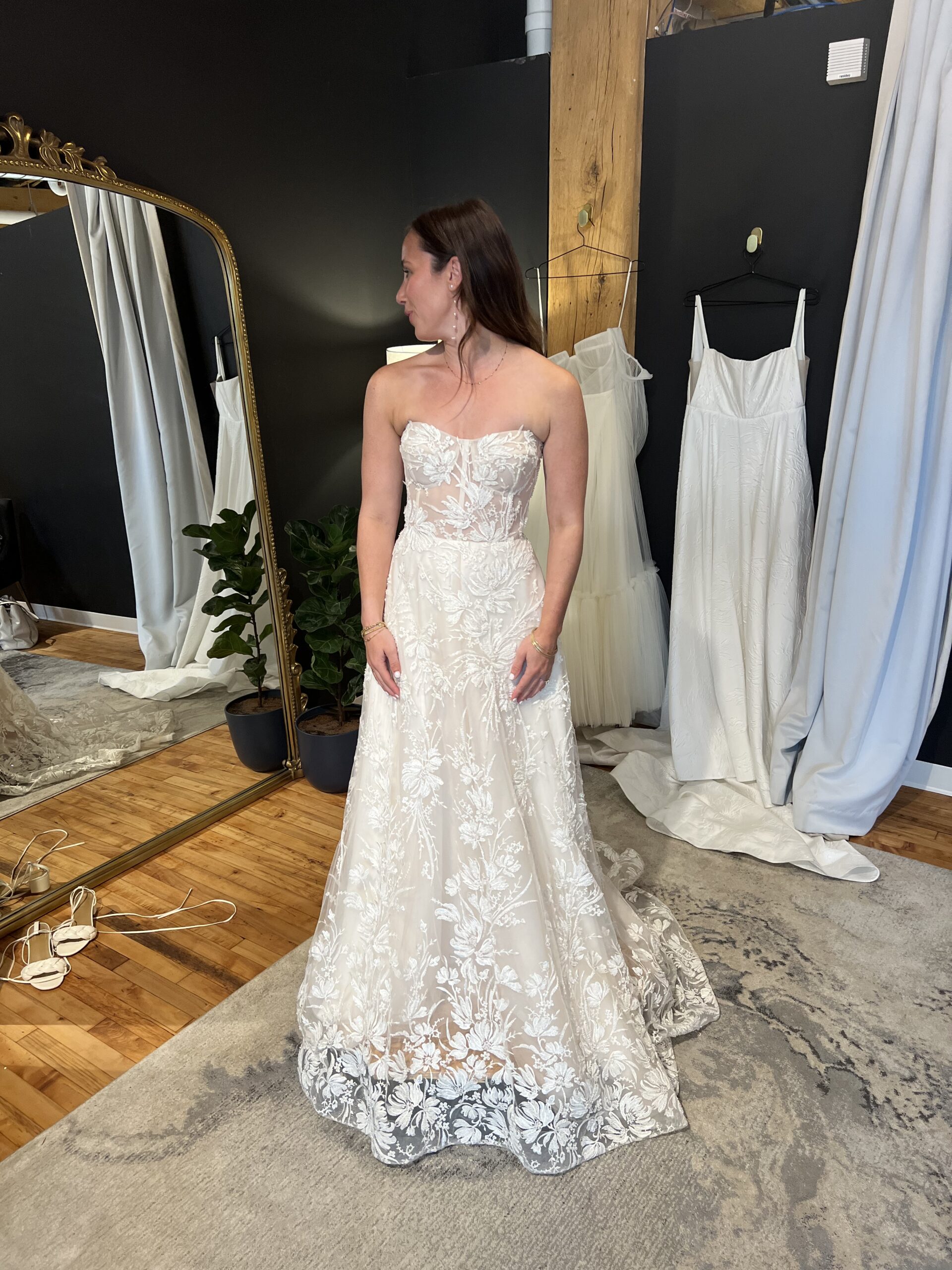 All The Wedding Dress Shopping Details (where we went, things I wish I knew, our schedule, etc