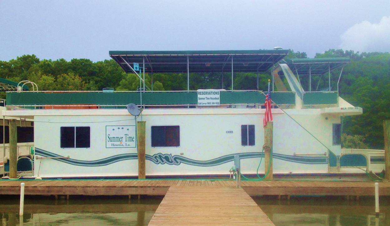 Bayou Houseboat