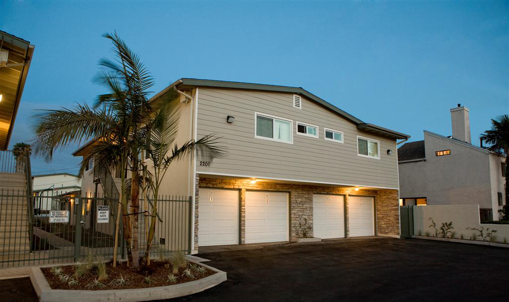 Pacific Court Apartments