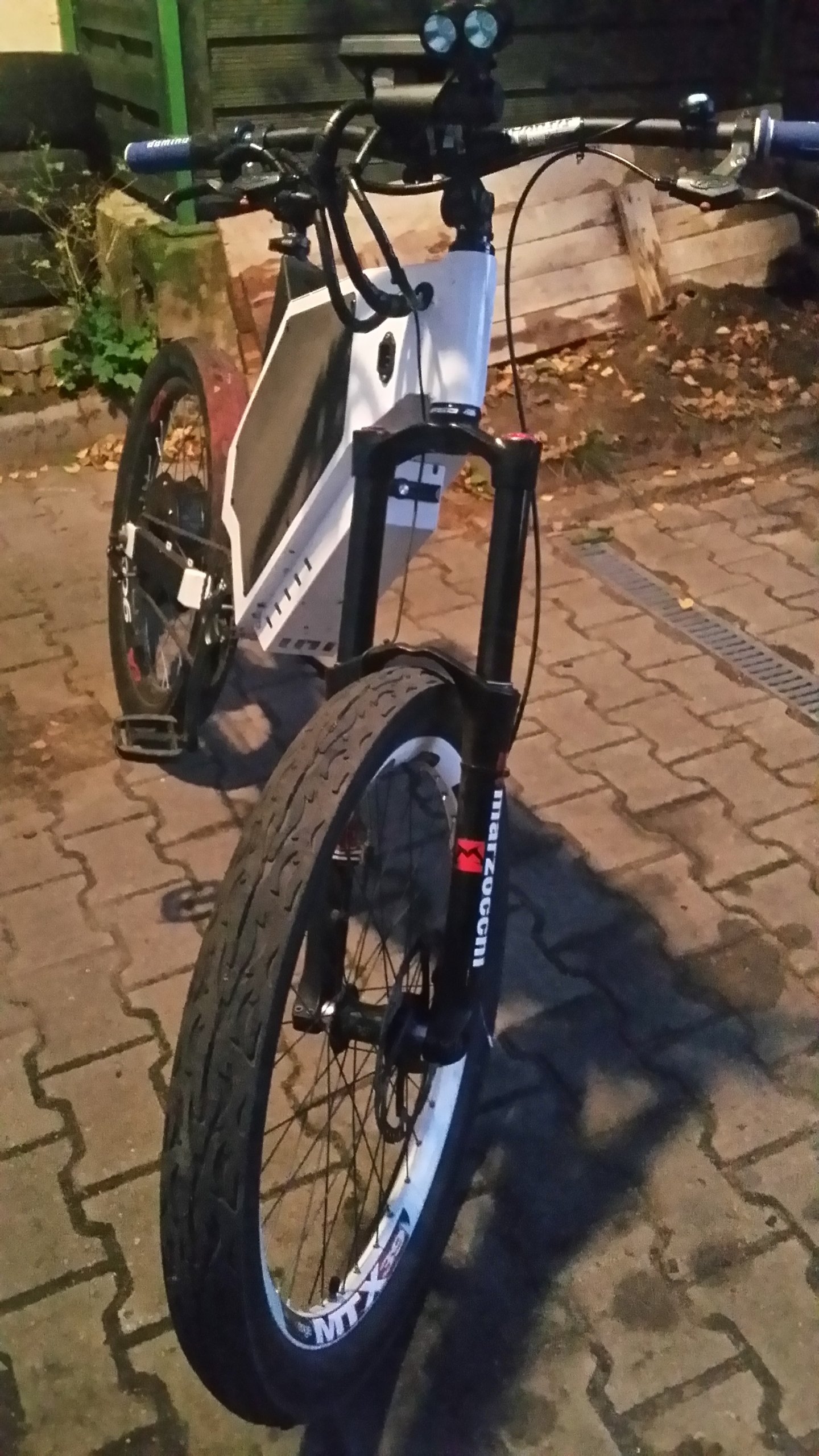 Rower elektryczny "Rapid" 5 kW 100 km/h 6994981687 oficjalne