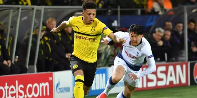 Raf ride djokovic beats nadal in french open as fans allowed to break coronavirus curfew. Bvb Entscheidet Lichtsteiner Bruder Den Sancho Wechsel Zu Man Utd