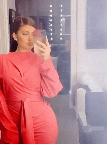 Kylie Jenner GIF - Kylie Jenner - Discover & Share GIFs