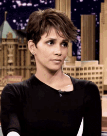 Halle Berry Swordfish GIF - Halle Berry Swordfish - Discover & Share GIFs