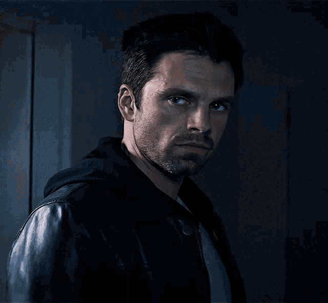 Daily Bucky Barnes Gifs Bucky Barnes Sebastian Stan Arm Drawing Cool