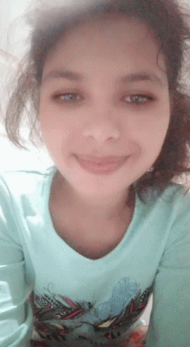 Selfie Cute GIF - Selfie Cute Pretty - Discover & Share GIFs