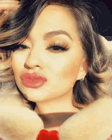 Hot Women GIFs | Tenor