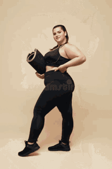 Thick Model GIFs | Tenor