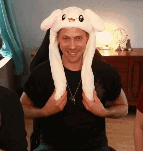 Neil Newbon Dechart Games GIF Neil Newbon Dechart Games Happy Hat(06)