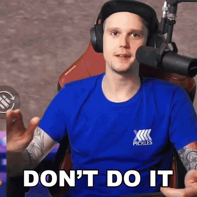 Dont Do It Pickles GIF Dont Do It Pickles Picklesgaming Discover