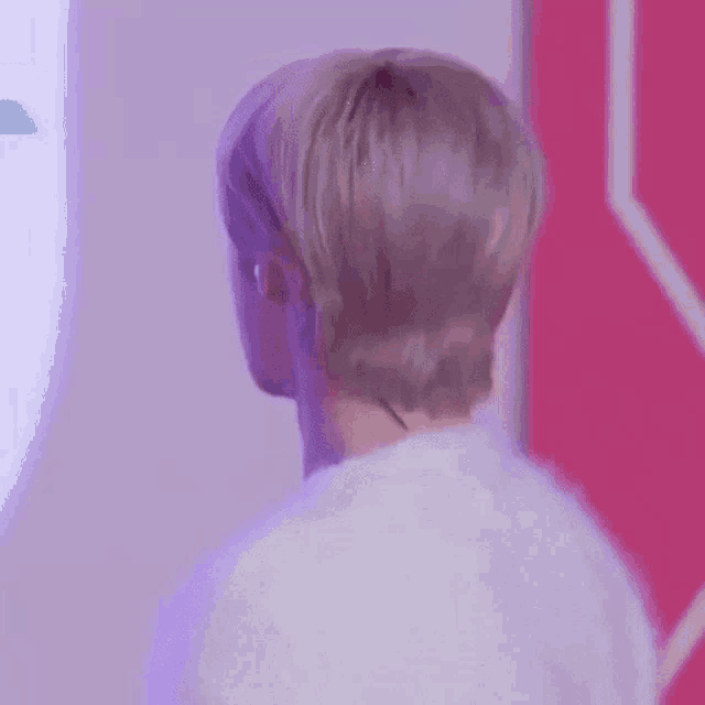 Kun Pretty GIF Kun Pretty Pink Discover & Share GIFs