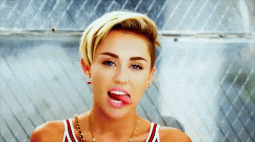 Miley Cyrus GIF - Miley Cyrus - Discover & Share GIFs
