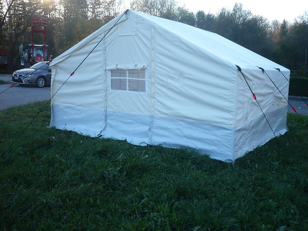 Armee Katastrophenhilfe Zelt 4x5,2m weiss neu in Freiburg kaufen tutti.ch