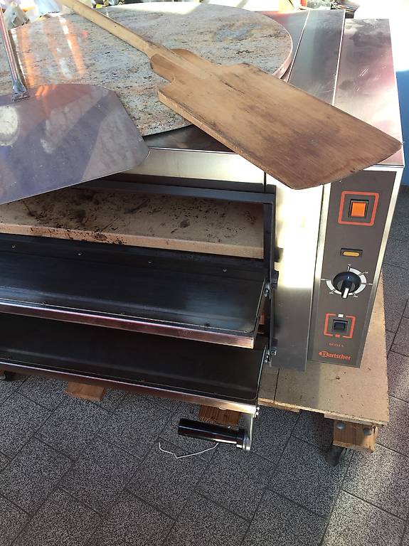 Pizzaofen mit Schamottsteinplatten 2Stöckig von Bartscher in Zug